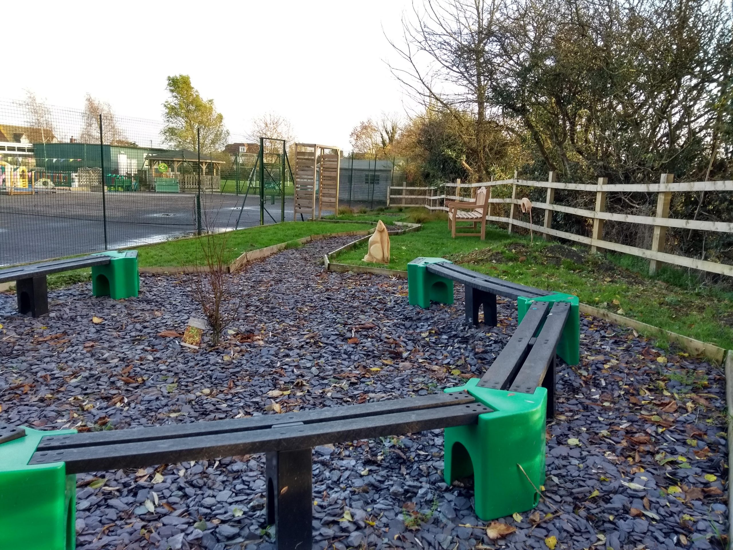 Grundon Sand and Gravel donated its popular Heather Blue Slate Chippings for the footpaths in and around the Reflection and Nature Garden.